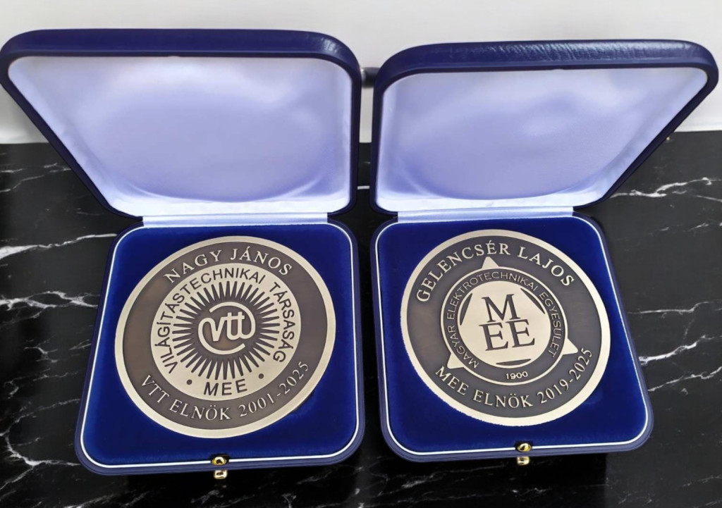 CNC mart réz érem 5 cm-es méretben 