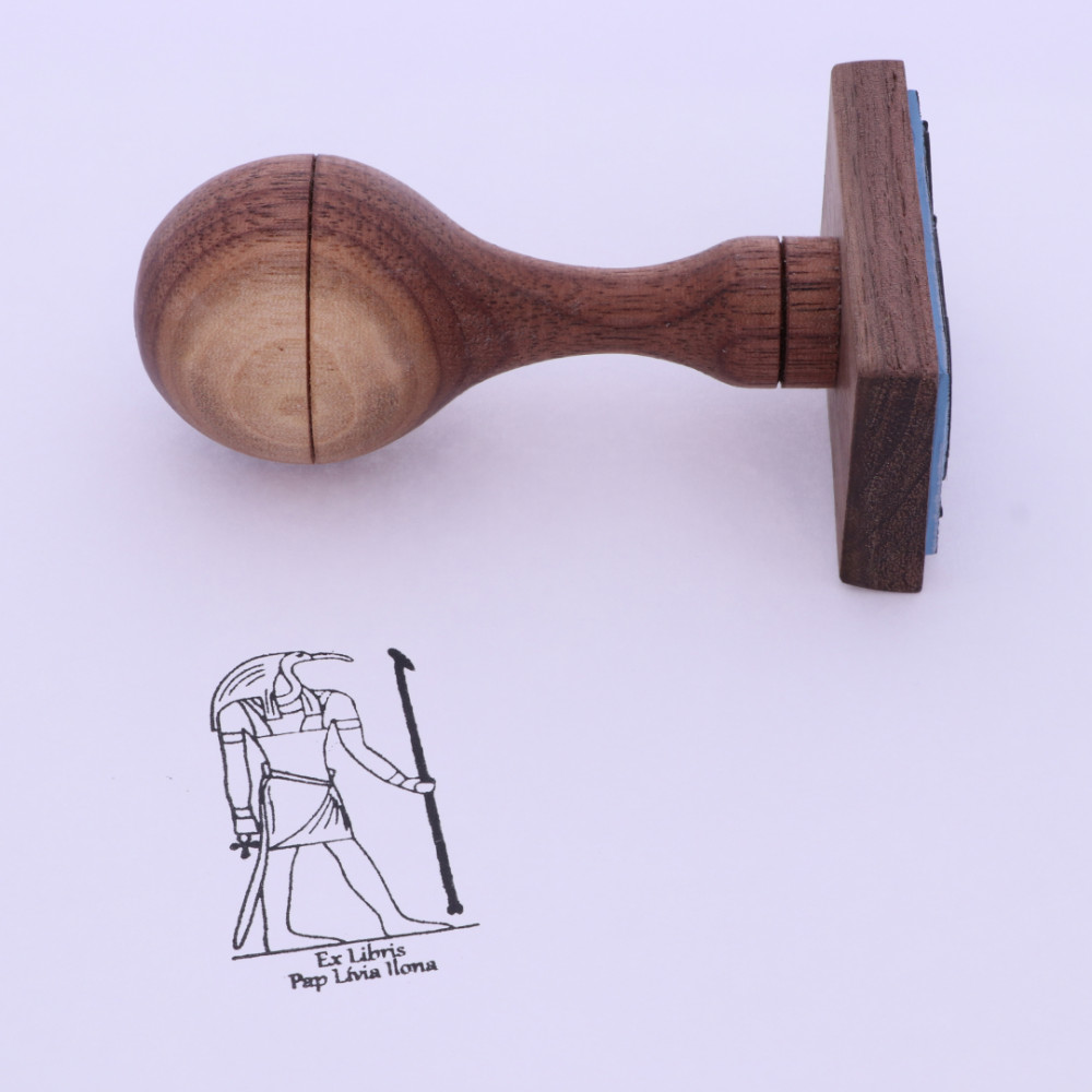   2x4 cm-es egyedi gumibélyegző készítése fa nyéllel - téglalap alakú