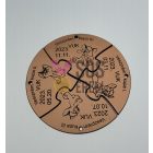 Fémhatású rétegelt lemezből készült egyedi érem