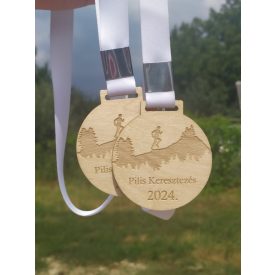 Rétegelt lemezből készült egyedi érem