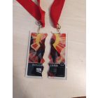 UV nyomtatott, 8 cm-es, egyedi alakban vágott plexi érem