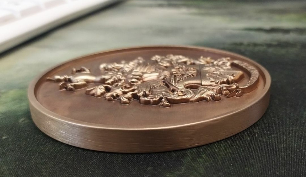   Arcképes domborbűves egyedi érem 7 cm-es méretben, 1 oldalas megmunkálással