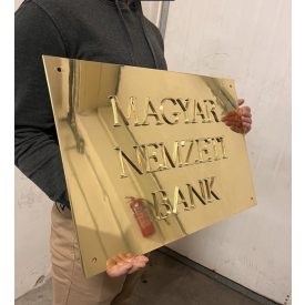 Egyedi réz tábla  / emléktábla / cégtábla készítése