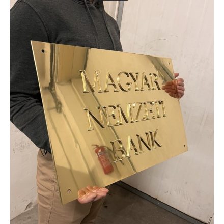 Egyedi réz tábla  / emléktábla / cégtábla készítése